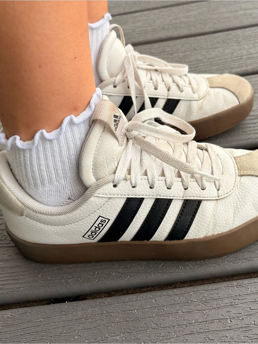 adidas classic sneaker